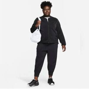 NIKE WOMENS PLUS SIZE DRI-FIT BLISS BOMBER JACKET. 
SIZE - 2X NWOT